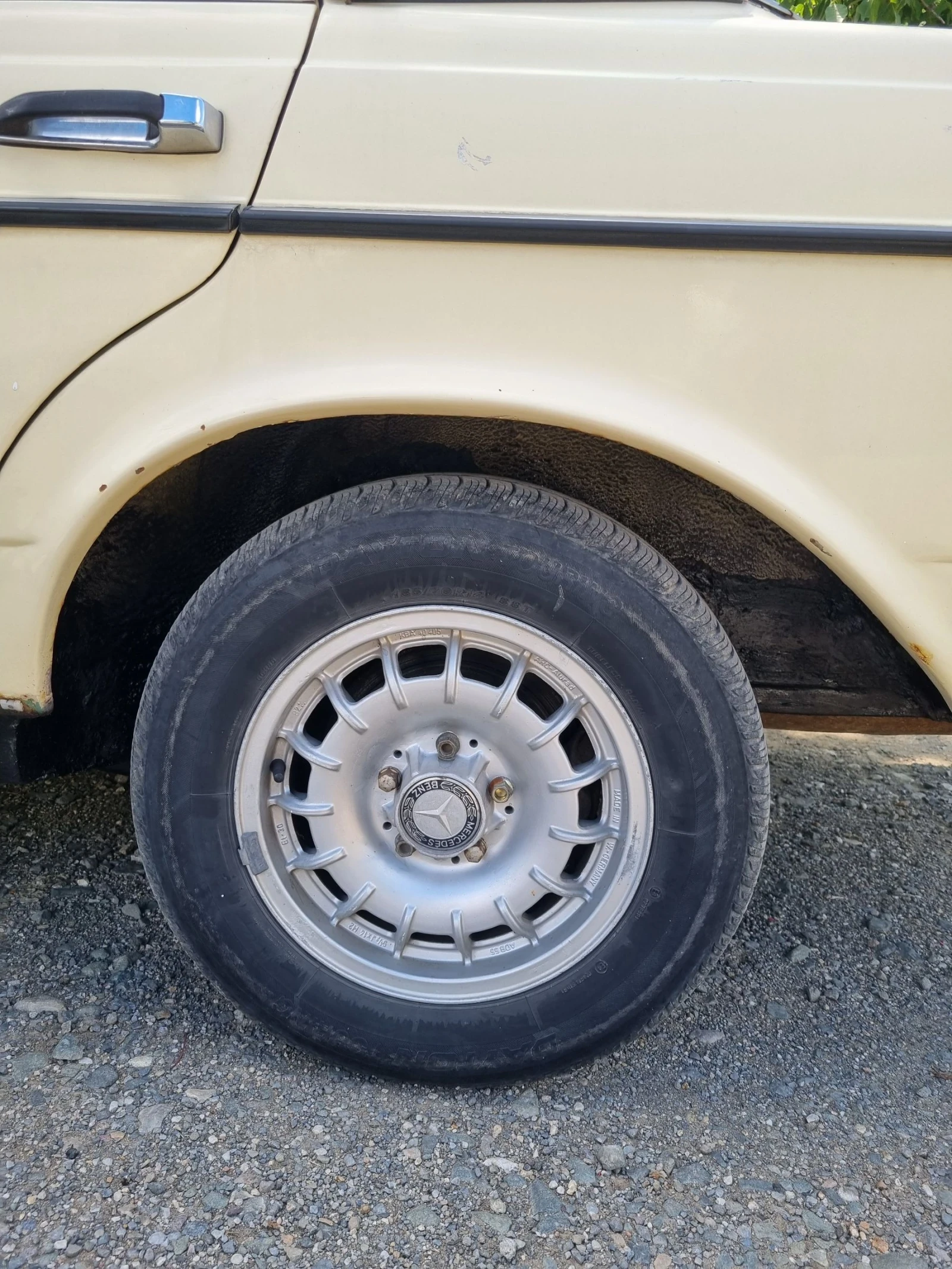 Mercedes-Benz 124 123, снимка 5 - Автомобили и джипове - 55007838