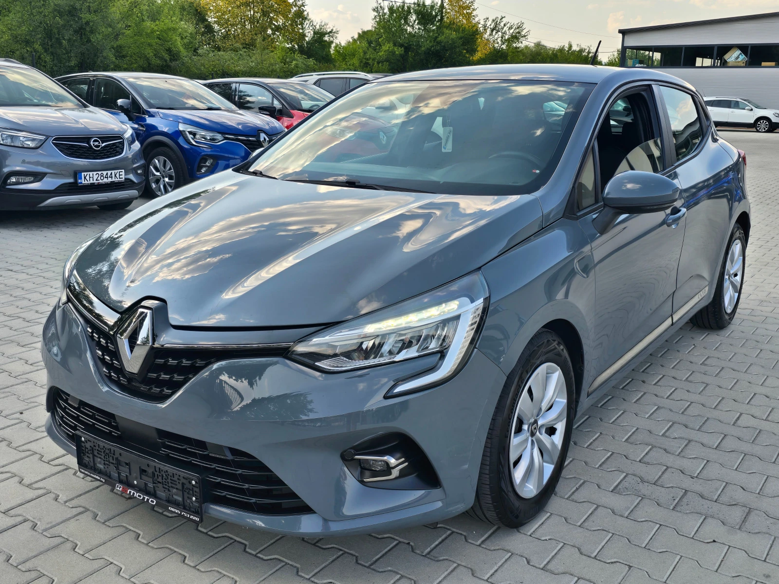 Renault Clio 1.0Бензин/Газ, 101 к.с.!, снимка 7 - Автомобили и джипове - 55584516