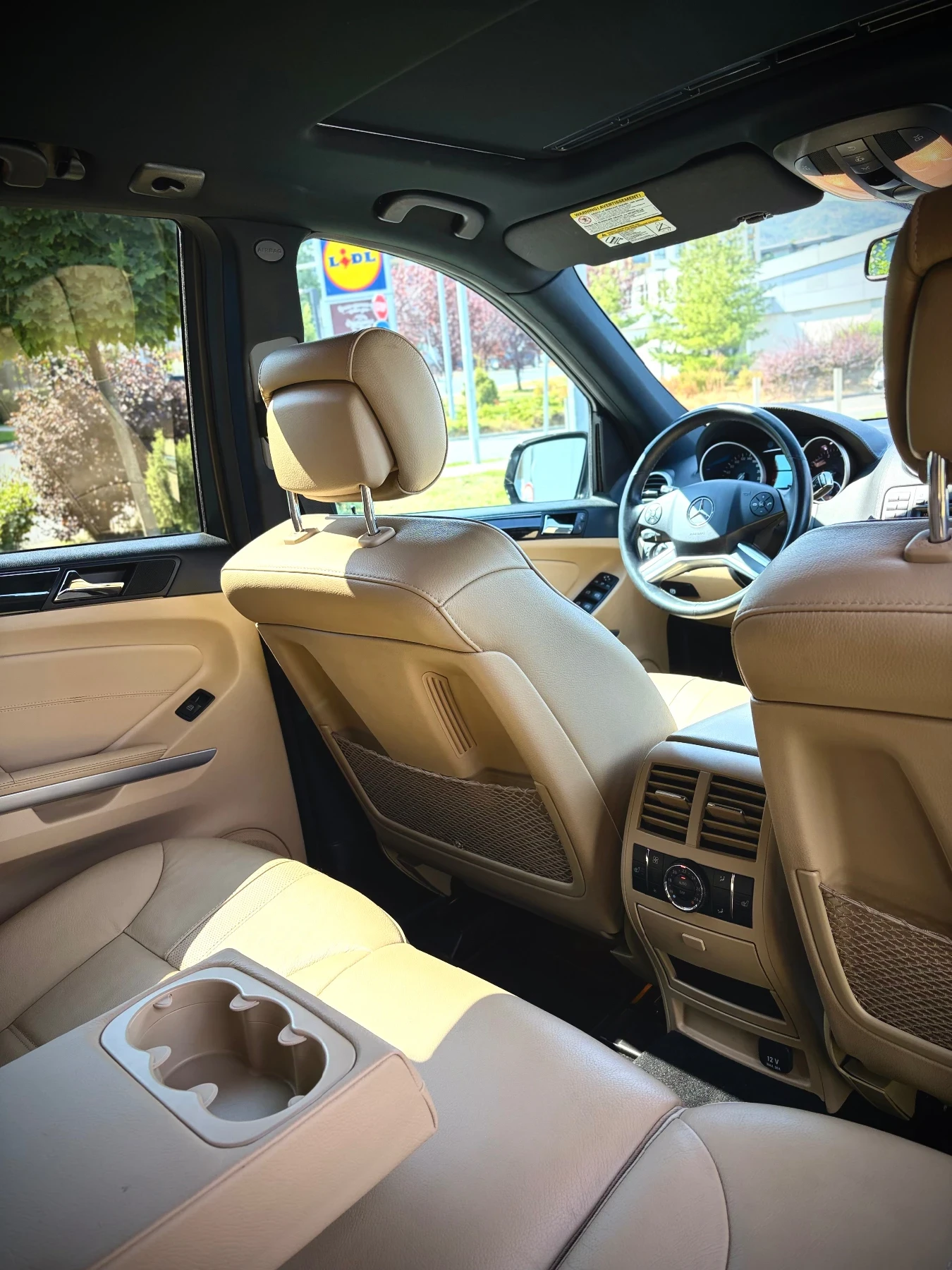 Mercedes-Benz ML 550 AMG Edition 1 /за ценители/, снимка 5 - Автомобили и джипове - 56310599