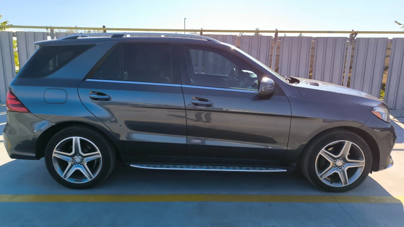 Mercedes-Benz GLE 350 AMG панорама Distronic 360 камери Airmatic, снимка 4 - Автомобили и джипове - 47958904