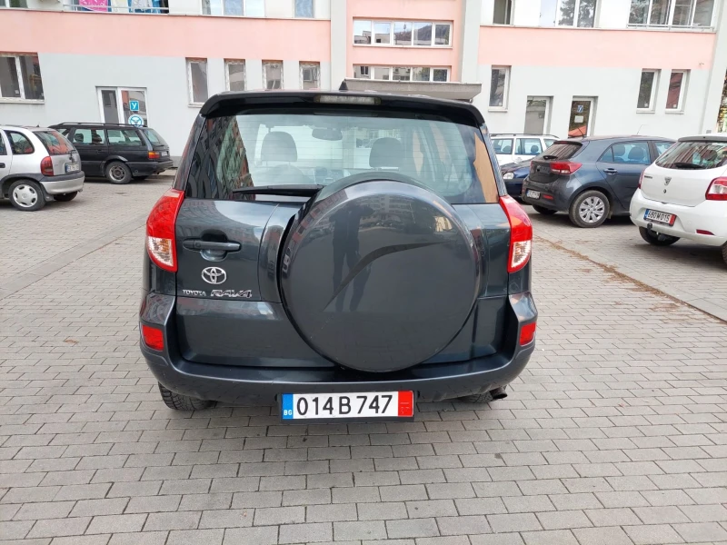 Toyota Rav4 2.2D4D 136кс ТОП!!, снимка 5 - Автомобили и джипове - 48419097