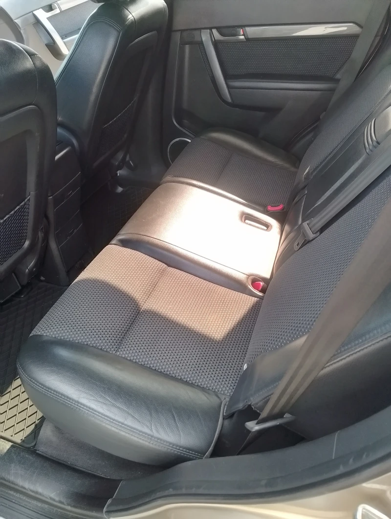 Chevrolet Captiva, снимка 5 - Автомобили и джипове - 51551157