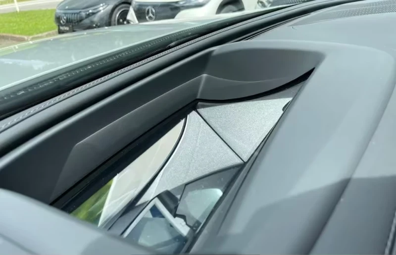 Mercedes-Benz GLC 300 d Coupe 4M AMG AIRMATIC, снимка 11 - Автомобили и джипове - 52006857