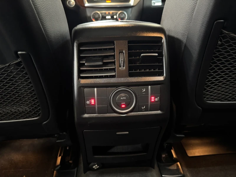 Mercedes-Benz ML 350 350CDI BlueTec HARMAN KARBON-PANORAMA, снимка 10 - Автомобили и джипове - 53196394