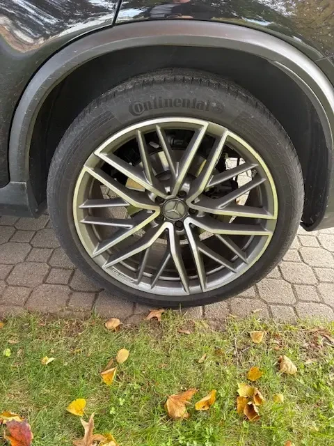 Mercedes-Benz GLC 43 AMG  * * CARFAX * * АВТО КРЕДИТ * * , снимка 6 - Автомобили и джипове - 54336500