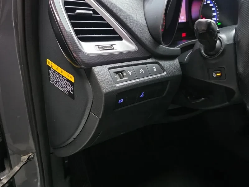 Hyundai Santa fe 2.0 CRDi 4WD - САМО 30% АВАНС, снимка 15 - Автомобили и джипове - 56159101