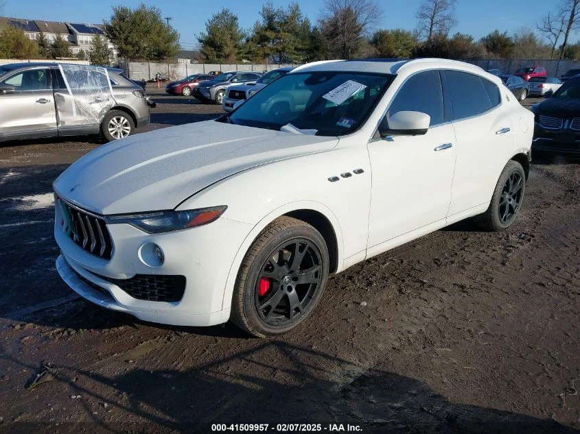 Maserati Levante 3.0L V-6 DI, DOHC, VVT, TURBO, 345HP All Wheel Dri - изображение 2