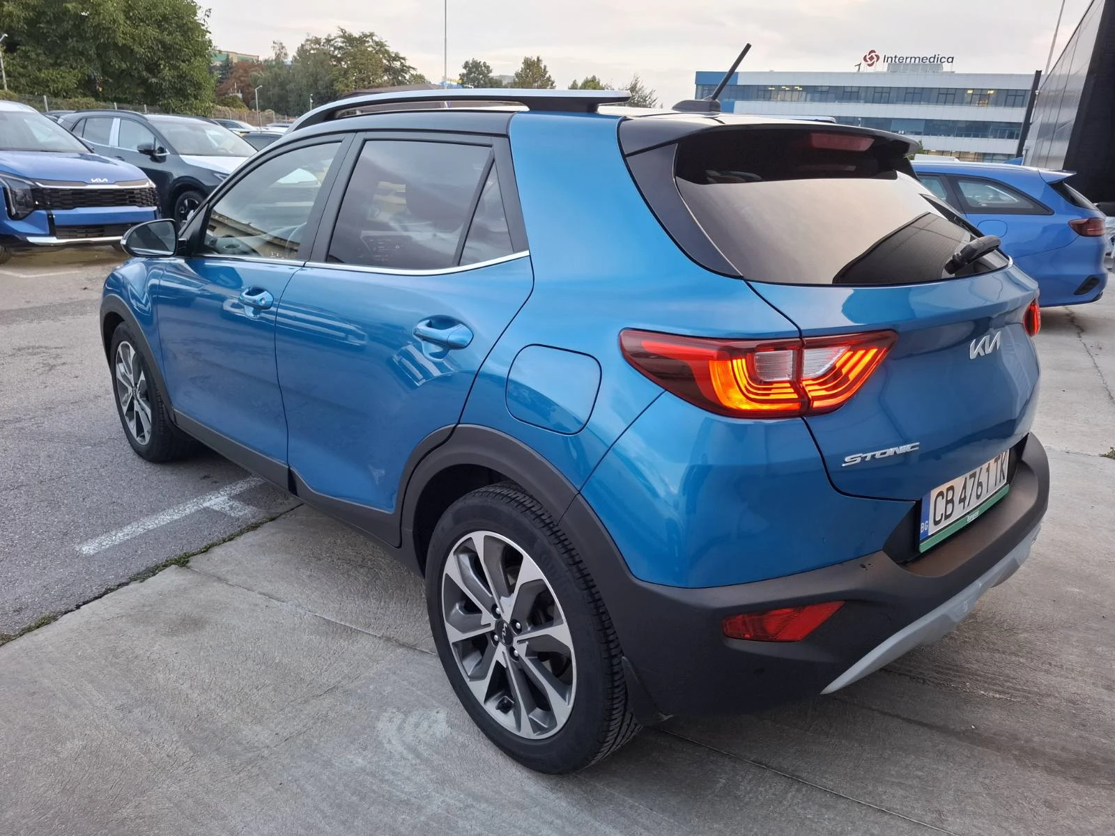 Kia Stonic 1.0 ТУРБО ГАРАНЦИЯ - изображение 6