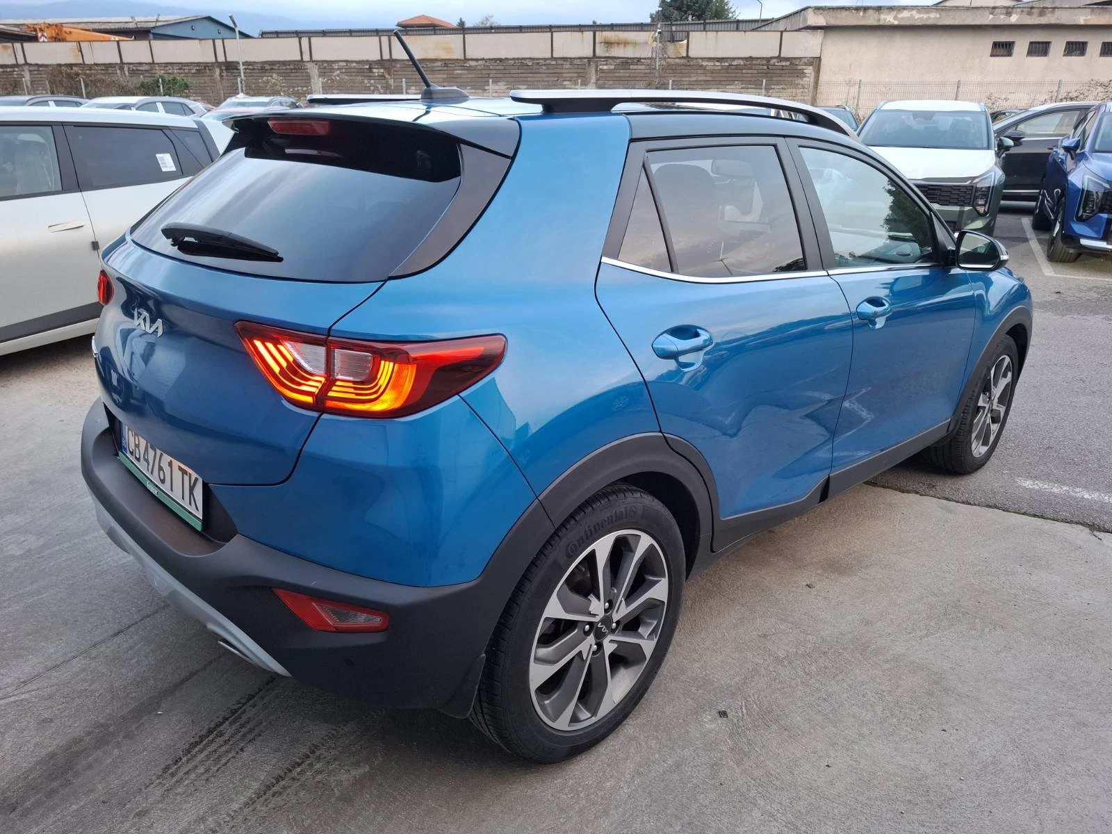 Kia Stonic 1.0 ТУРБО ГАРАНЦИЯ - изображение 4