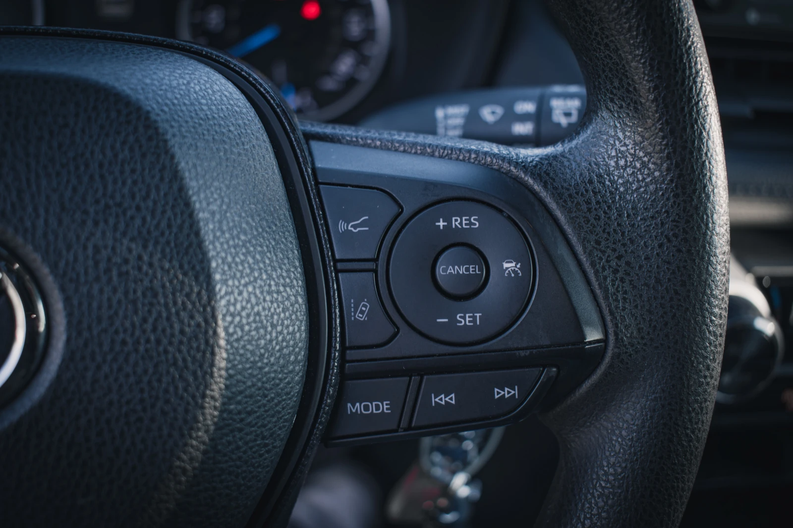 Toyota Rav4 Hybrid 2020 ����� � ����� / ����� | Mobile.bg � ����������� 13