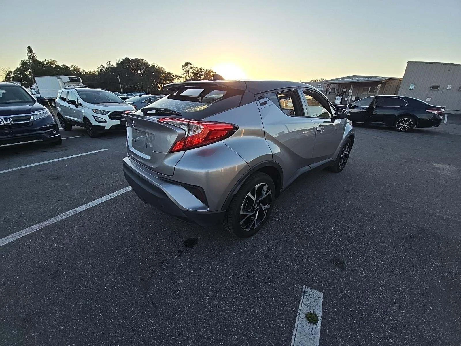 Toyota C-HR  - изображение 3