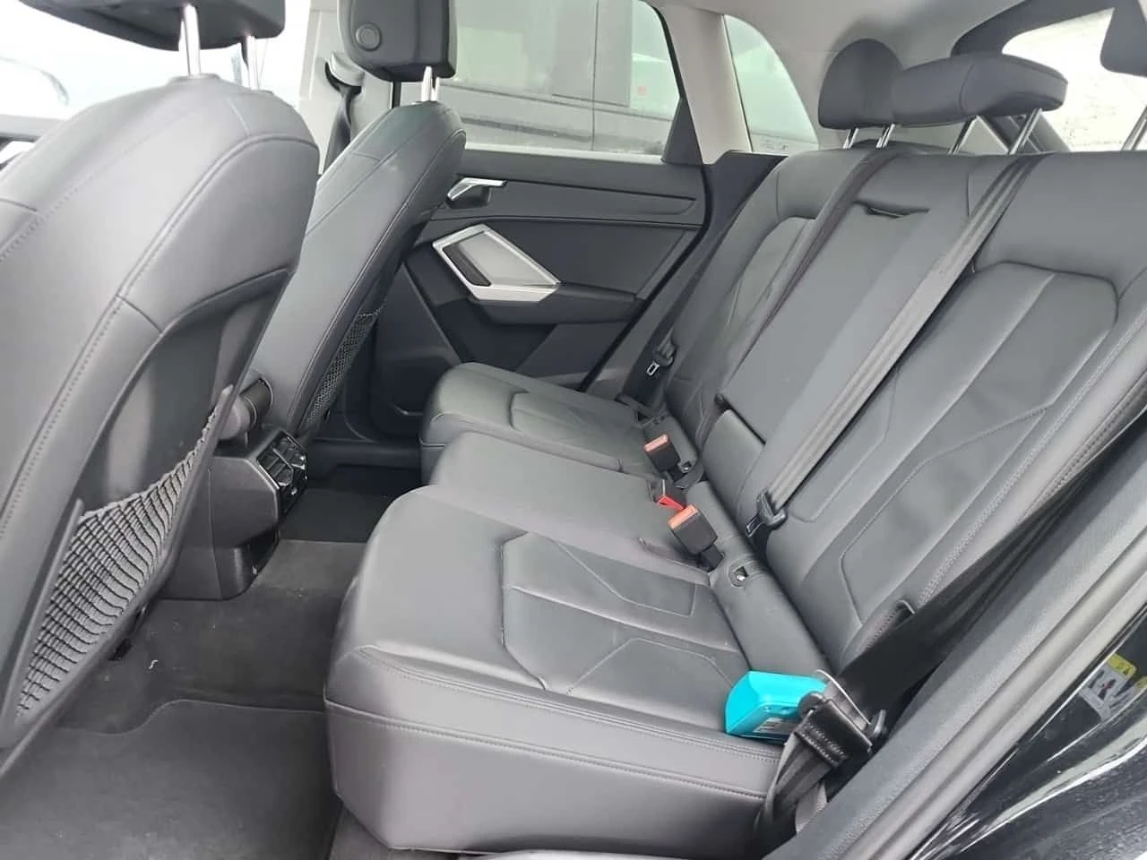 Audi Q3 * KOMFORT * PANO * 2 КЛЮЧА * ПОДГРЕВ * КАМЕРА, снимка 12 - Автомобили и джипове - 53728902