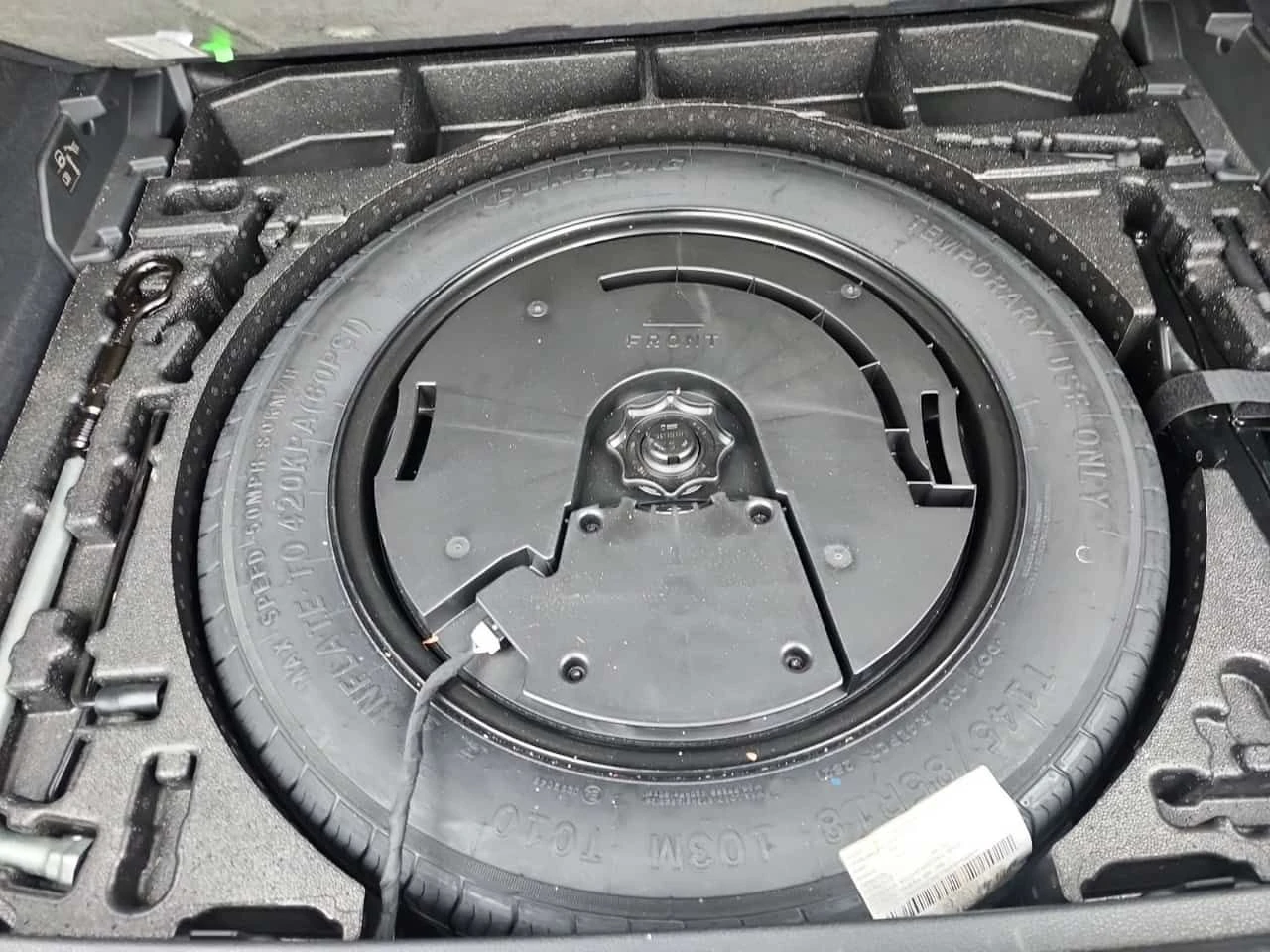 Audi Q3 * KOMFORT * PANO * 2 КЛЮЧА * ПОДГРЕВ * КАМЕРА, снимка 14 - Автомобили и джипове - 53728902