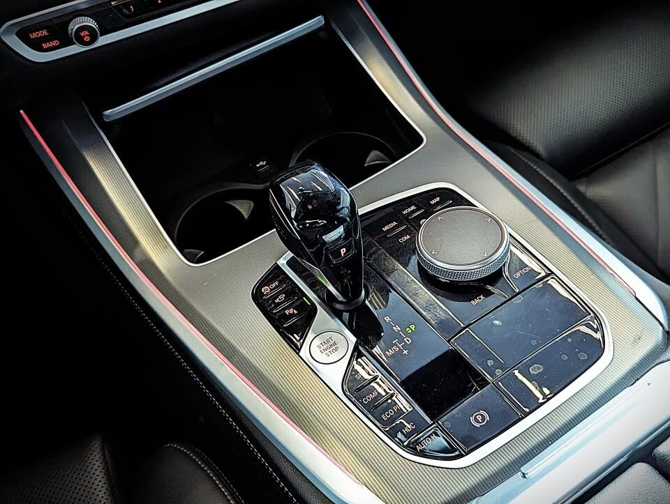 BMW X5 xDrive* АвтоКредит* (ЦЕНА ДО БГ), снимка 12 - Автомобили и джипове - 54043281