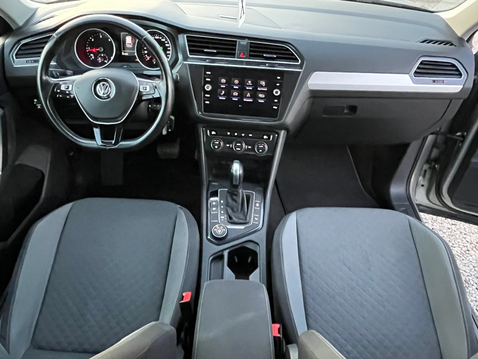 VW Tiguan 2.0TDI.4-Motion.Avtomat.Собствен лизинг!!!, снимка 13 - Автомобили и джипове - 54671970