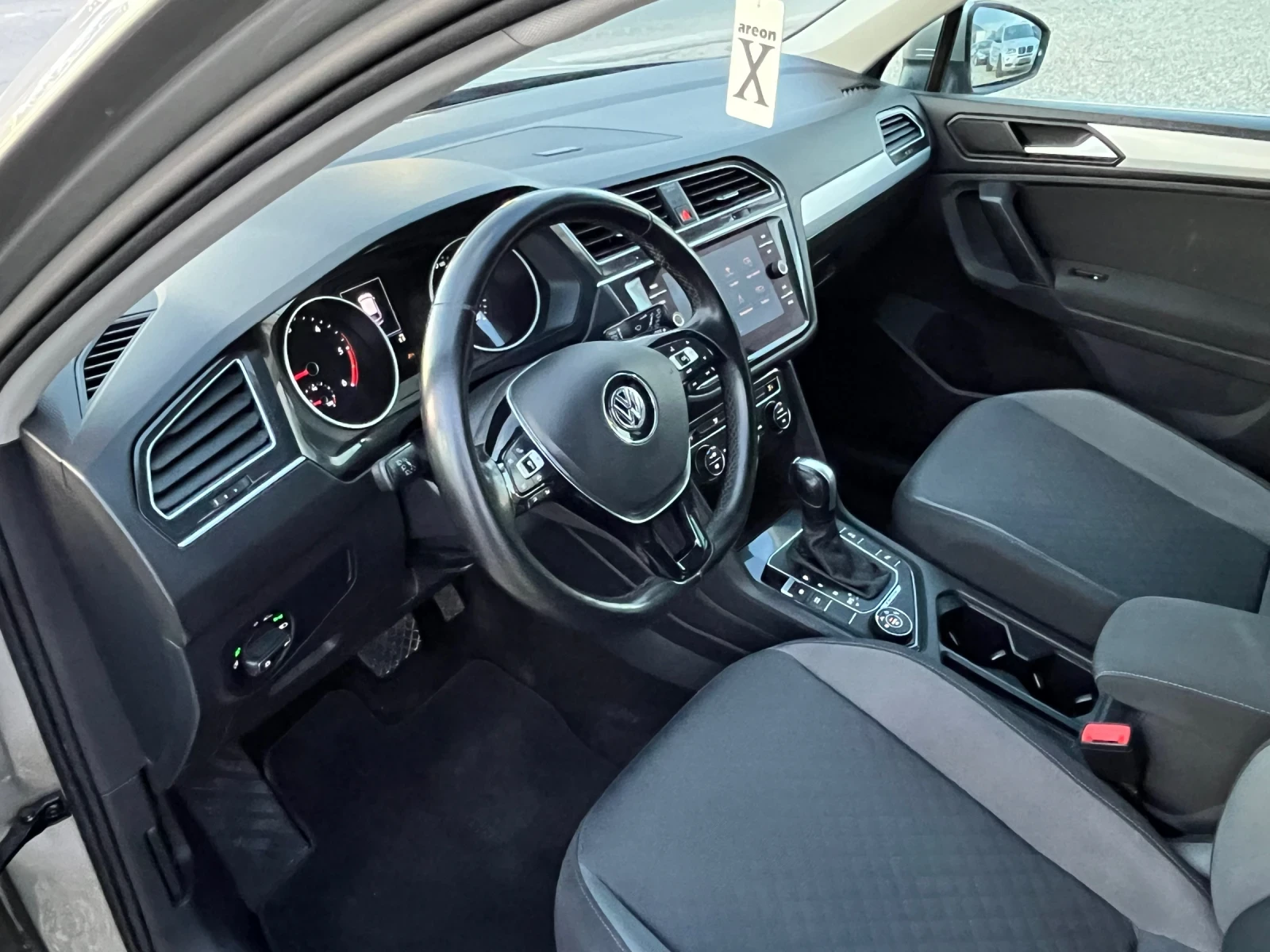 VW Tiguan 2.0TDI.4-Motion.Avtomat.Собствен лизинг!!!, снимка 16 - Автомобили и джипове - 54671970