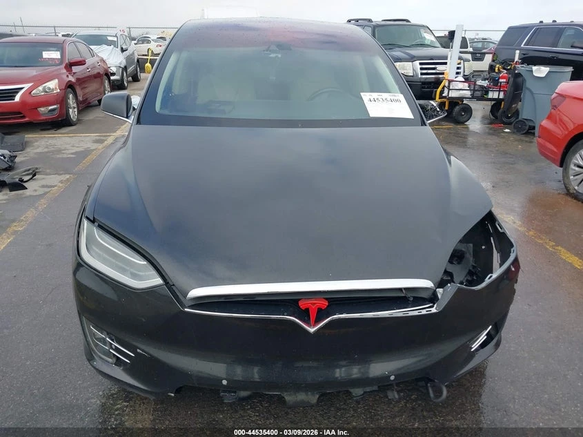 Tesla Model X 75D/P100D/P90D, снимка 13 - Автомобили и джипове - 54906858