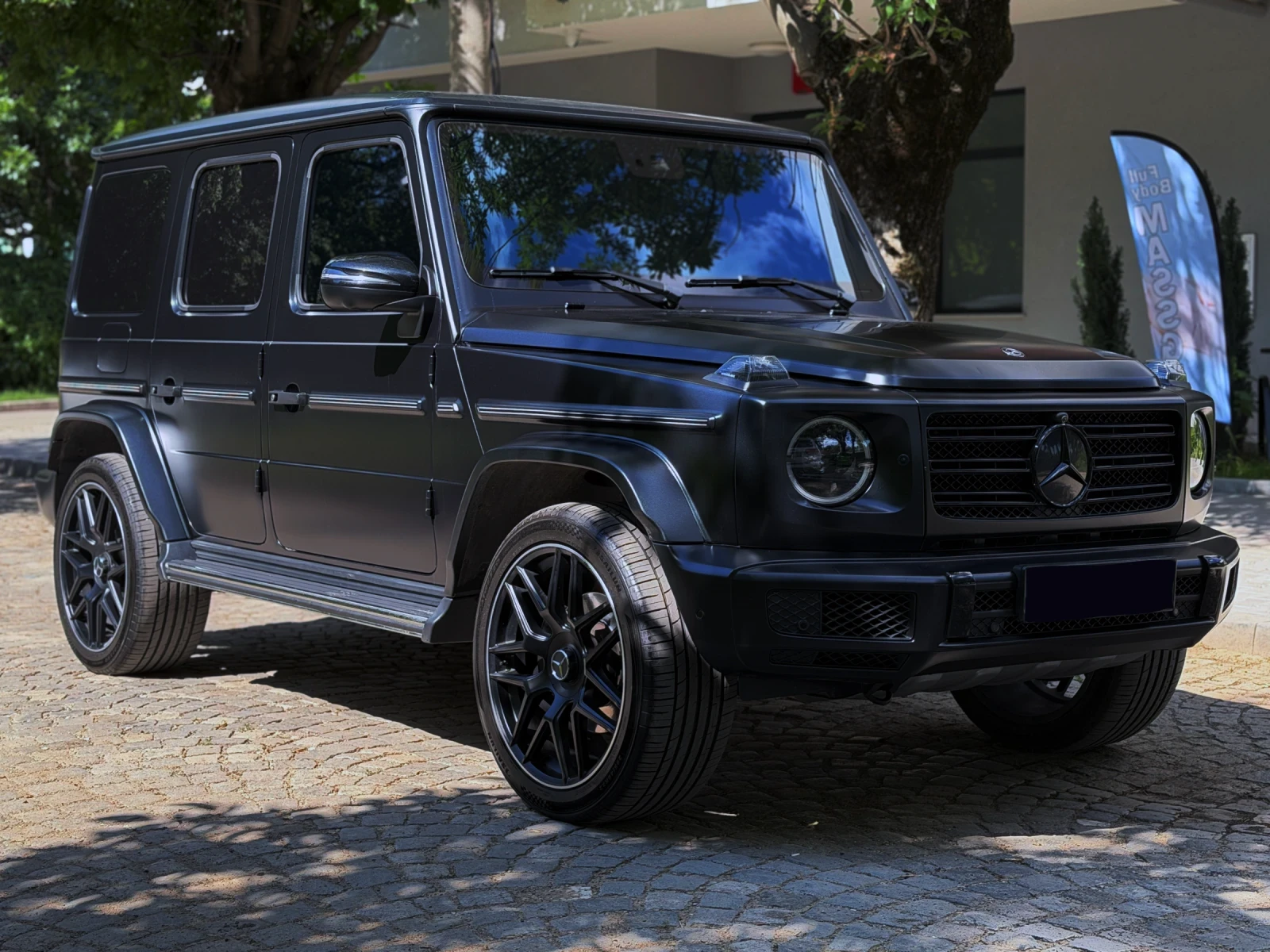 Mercedes-Benz G 500 MANUFAKTUR Edition, снимка 3 - Автомобили и джипове - 55436604