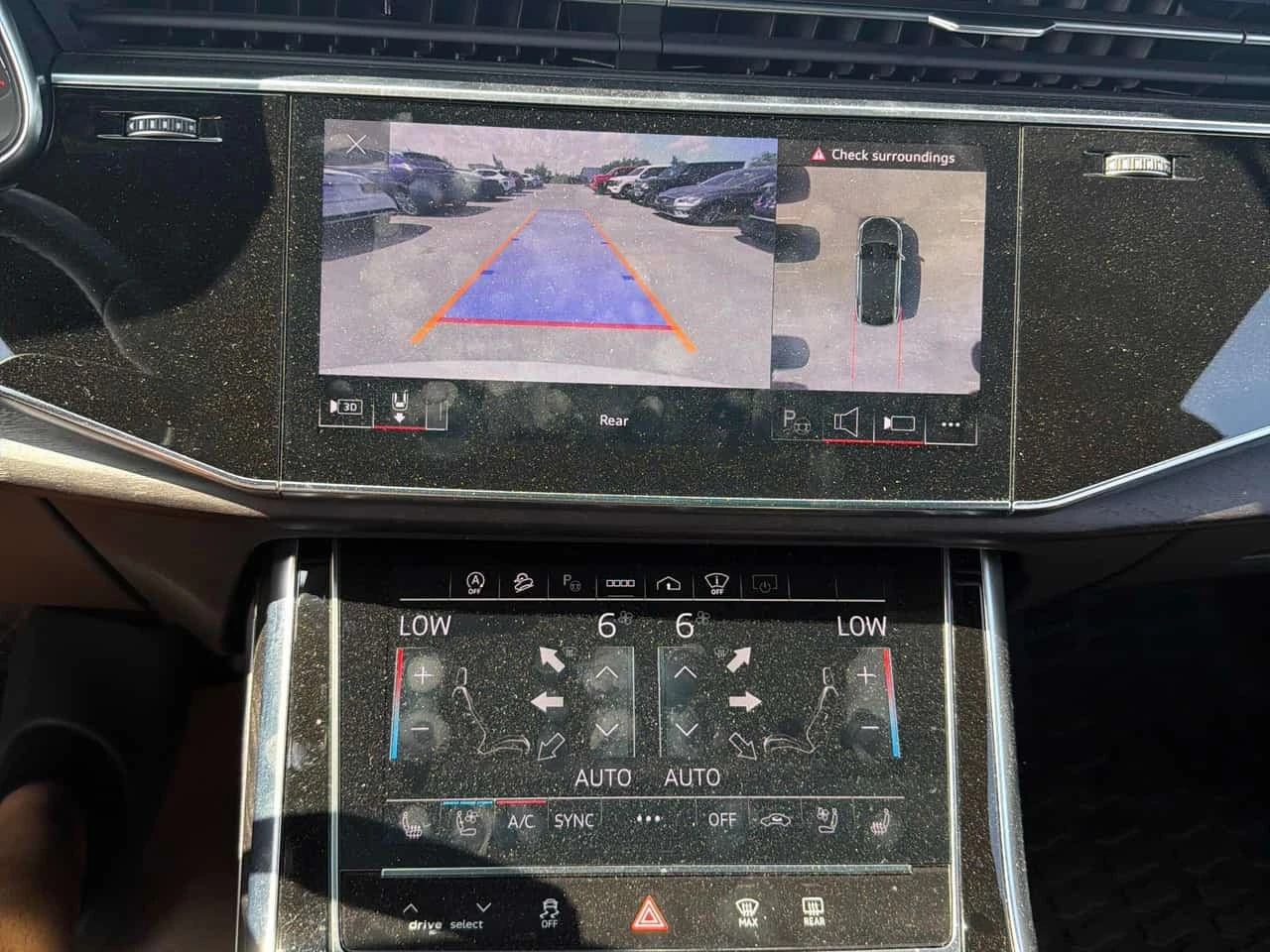 Audi Q8 * Technik * CARFAX * ОПЦИЯ ЗА ФИНАНСИРАНЕ, снимка 9 - Автомобили и джипове - 55753969