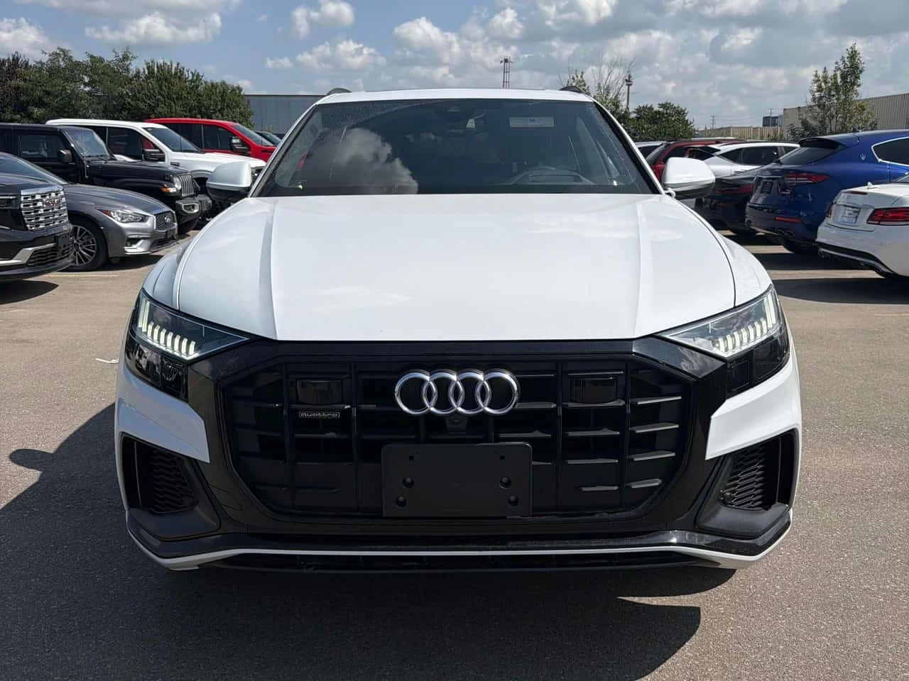Audi Q8 * Technik * CARFAX * ОПЦИЯ ЗА ФИНАНСИРАНЕ, снимка 6 - Автомобили и джипове - 55753969