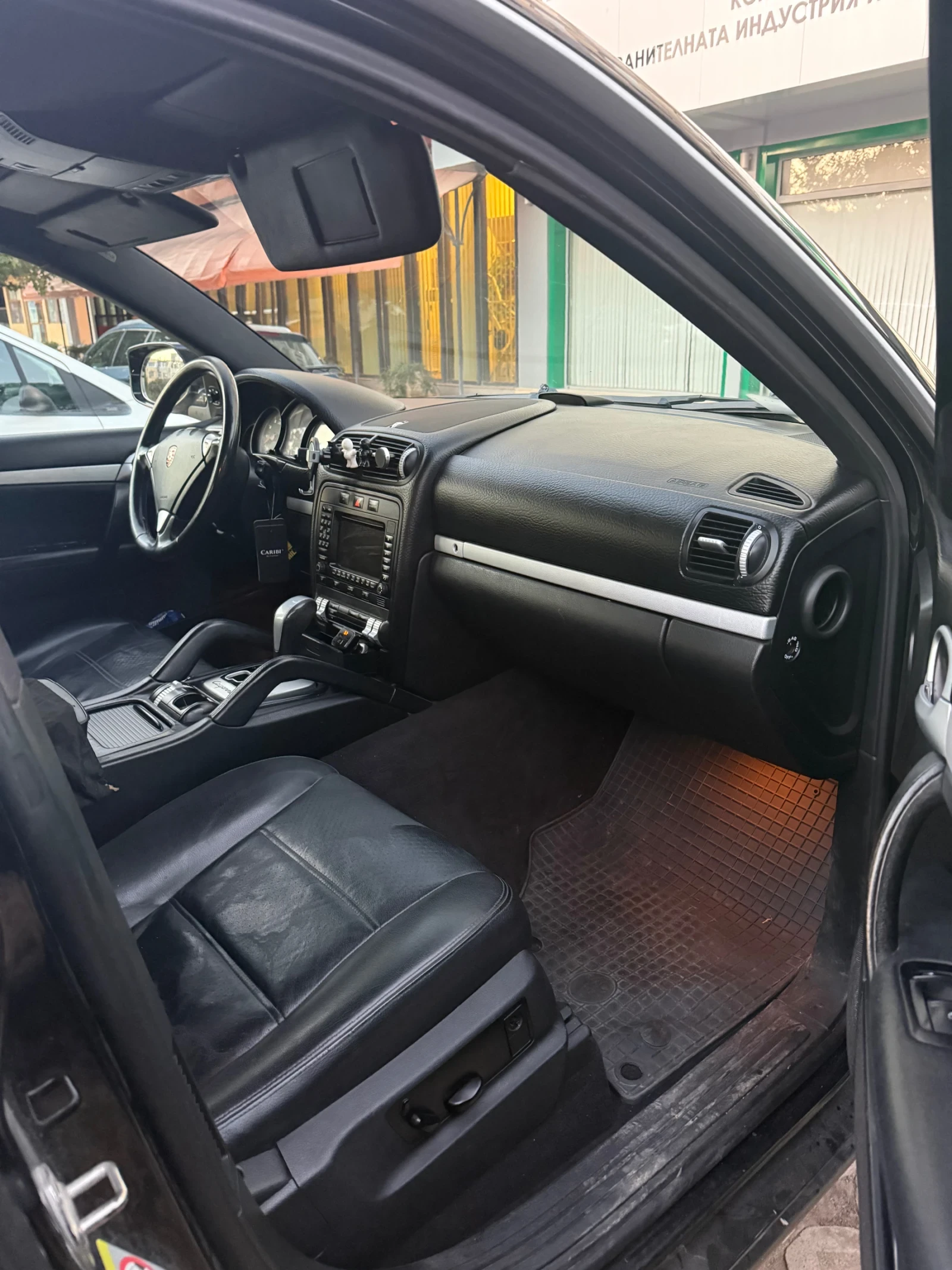 Porsche Cayenne, снимка 8 - Автомобили и джипове - 55904707