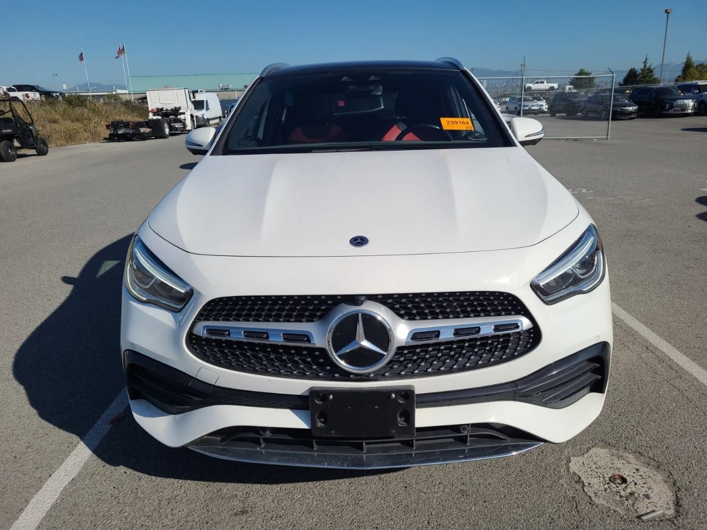 Mercedes-Benz GLA 250 AMG-pack* 360* Подгрев* Пано, снимка 2 - Автомобили и джипове - 56249004