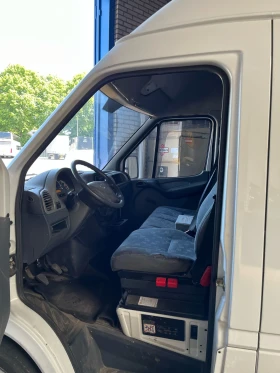 Mercedes-Benz Sprinter 313 / Оригинален вид! / Средна база , снимка 9
