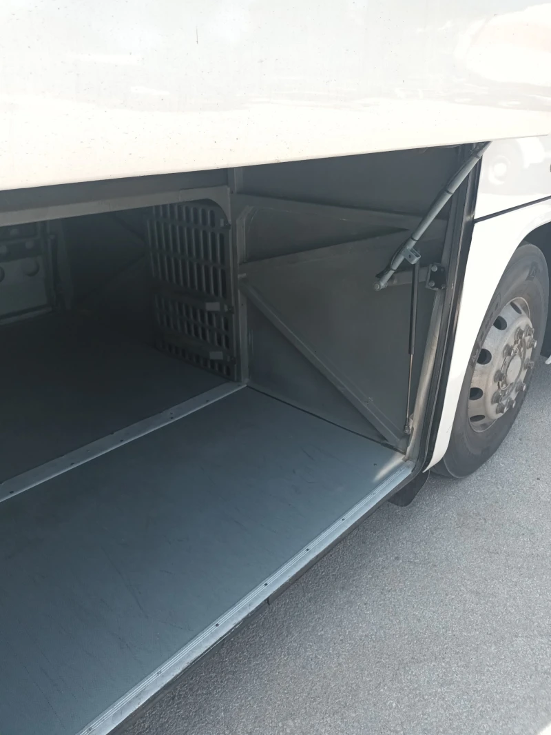 Setra S 415 GT-HD, снимка 16 - Бусове и автобуси - 52536032