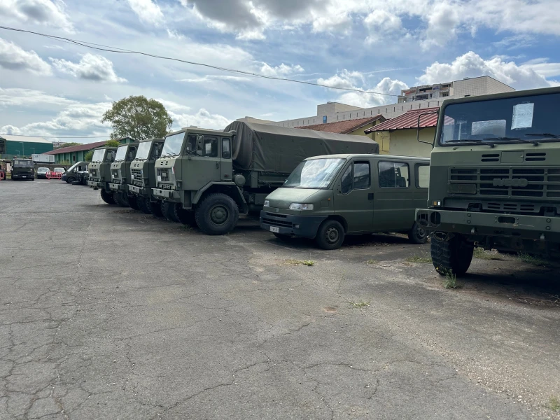 Iveco Magerus ВОЕННИ !!!ПОСЛЕДНИ БРОЙКИ* 5000км* , снимка 2 - Камиони - 47340054