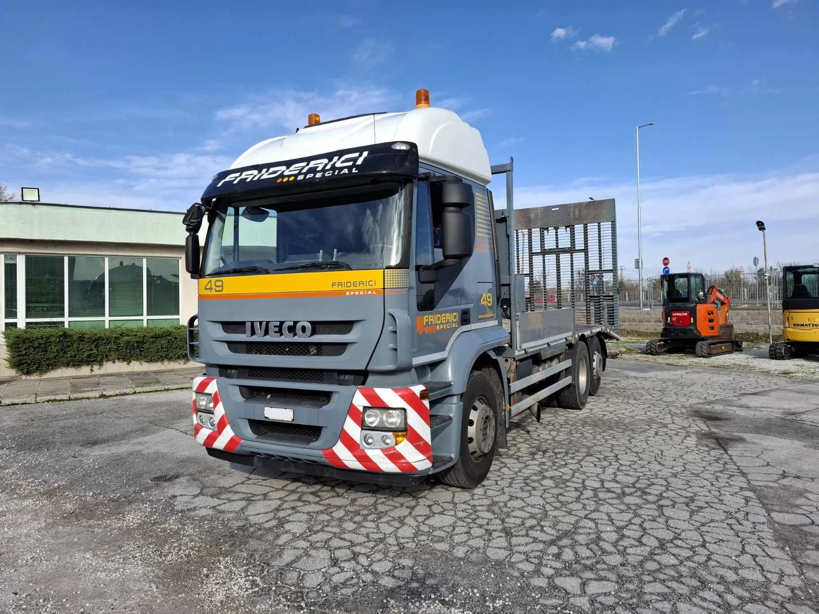 Iveco Stralis 260S45 + ПЛАТФОРМАЛЕБЕДКА - изображение 2