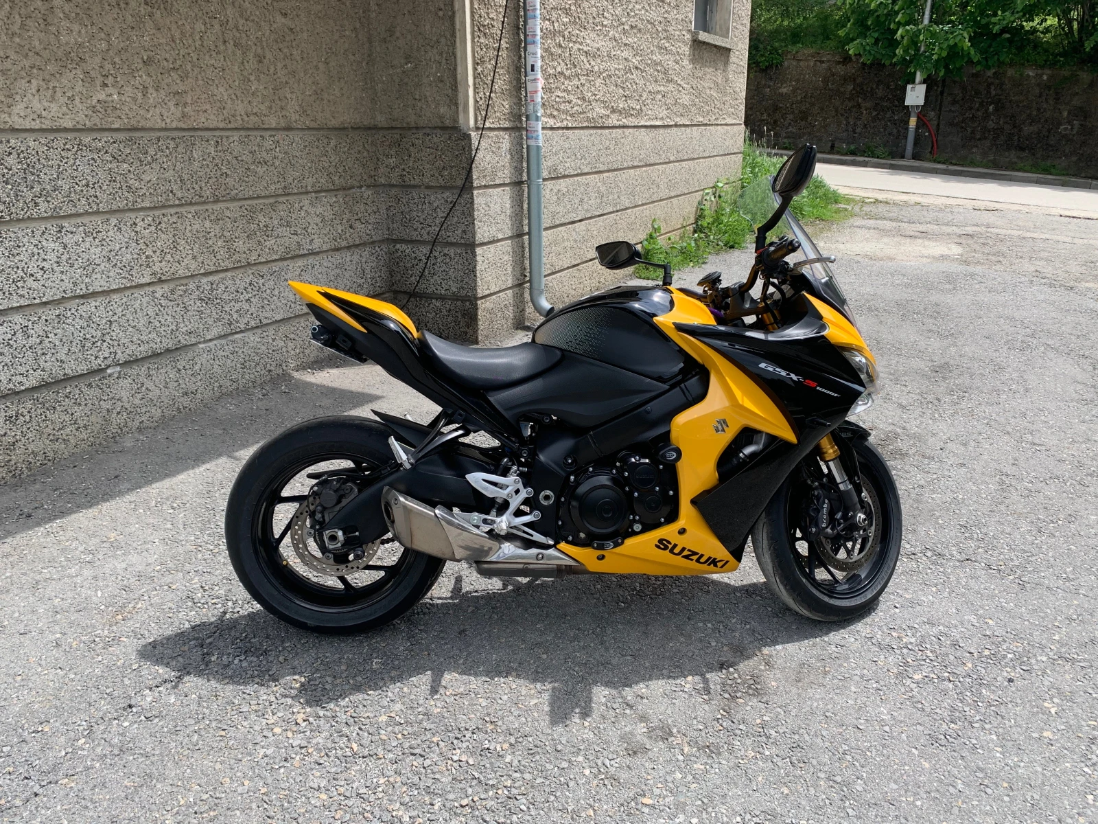Suzuki Gsx 1000F - изображение 2