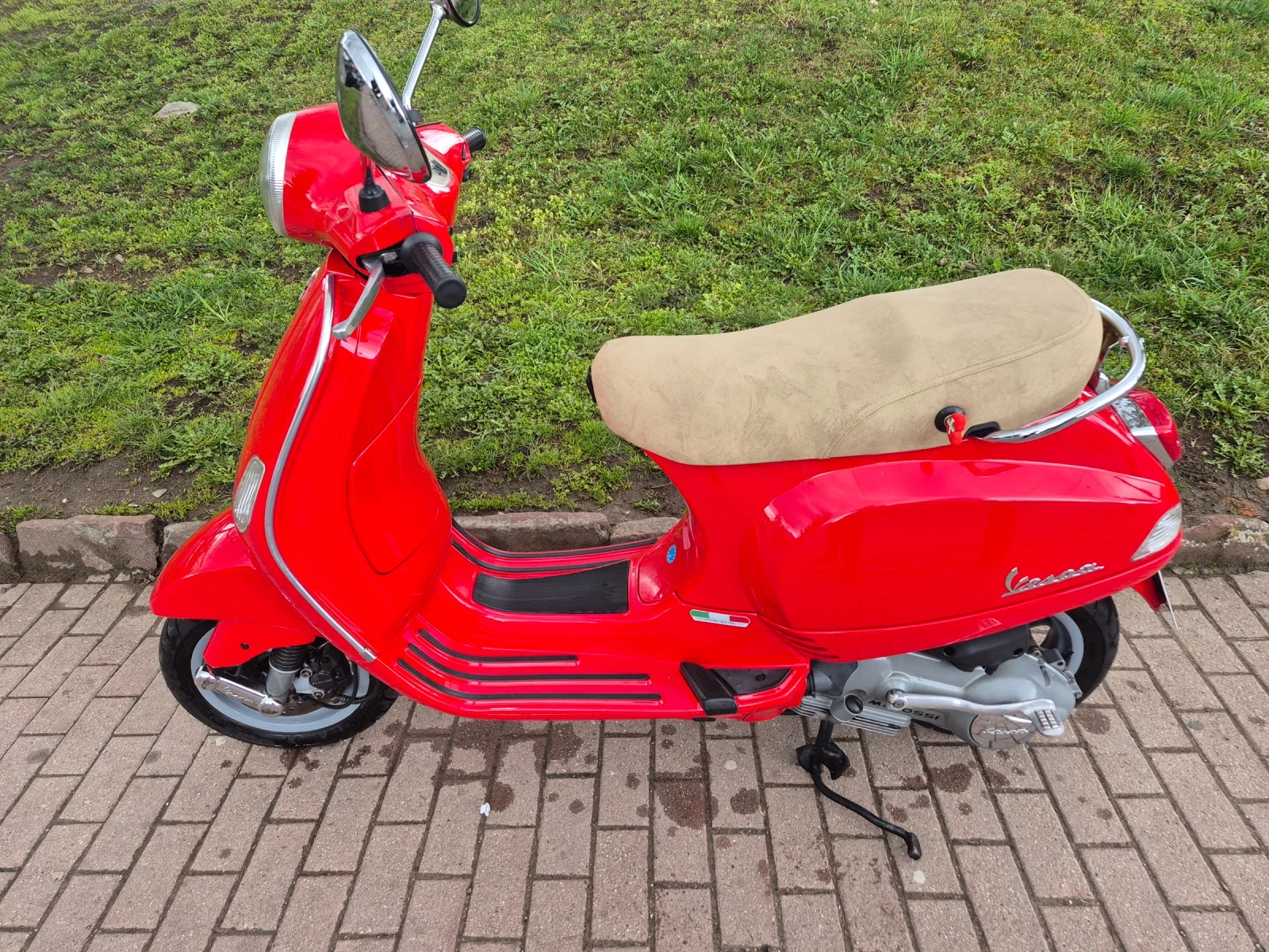 Vespa 125 Отлично състояние, снимка 6 - Мотоциклети и мототехника - 54084970