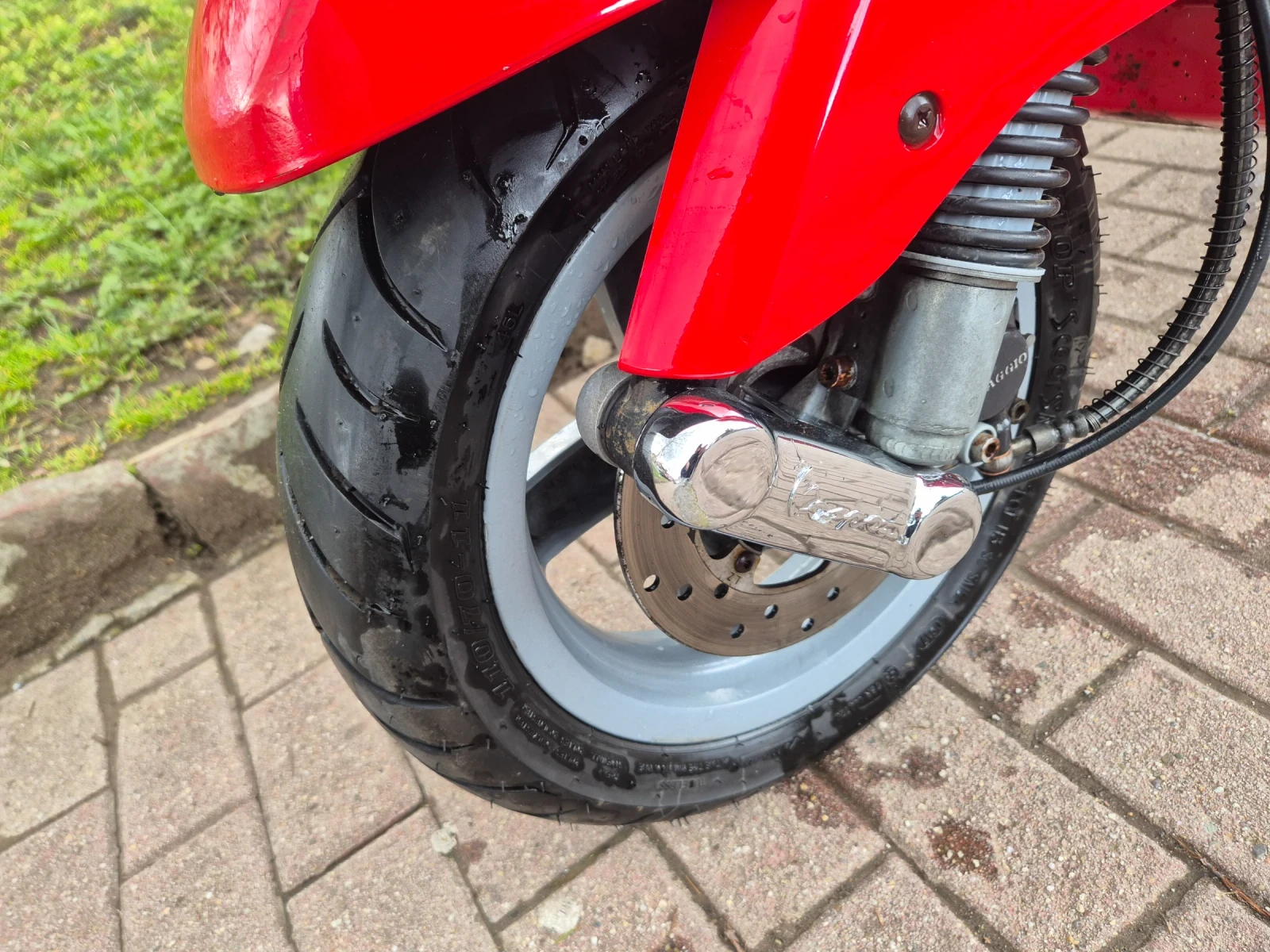 Vespa 125 Отлично състояние, снимка 4 - Мотоциклети и мототехника - 54084970