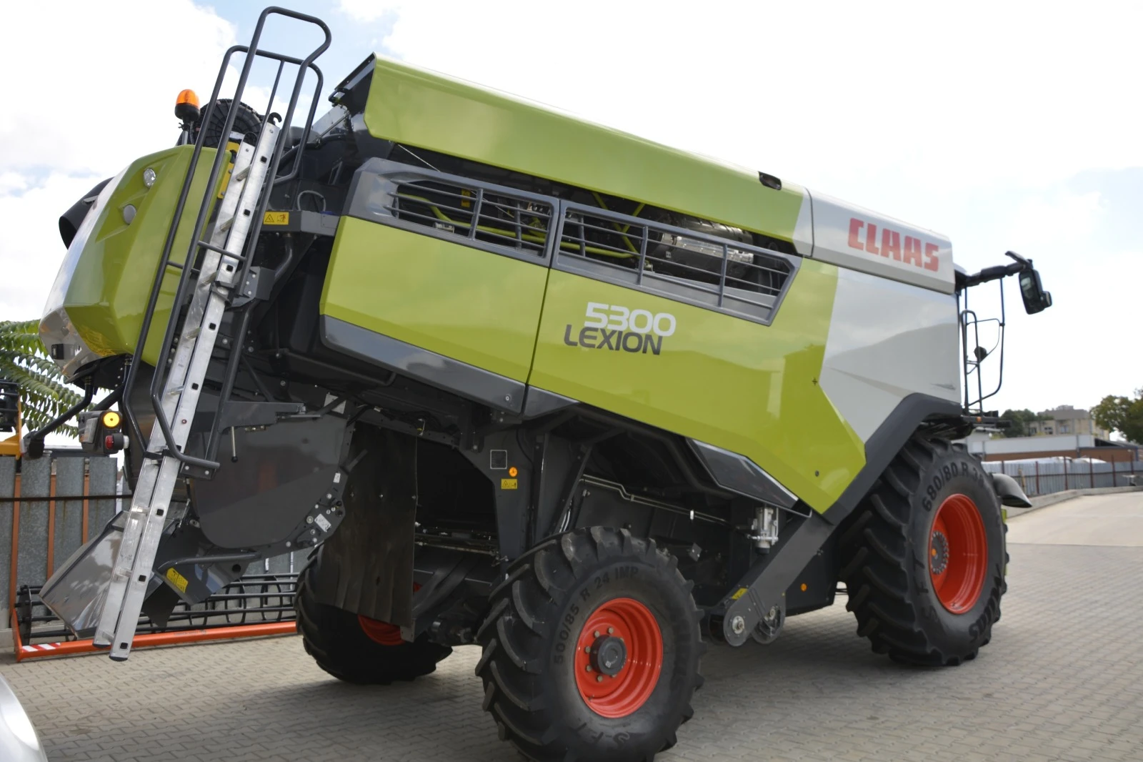 Комбайн Claas LEXION 5300 - изображение 5