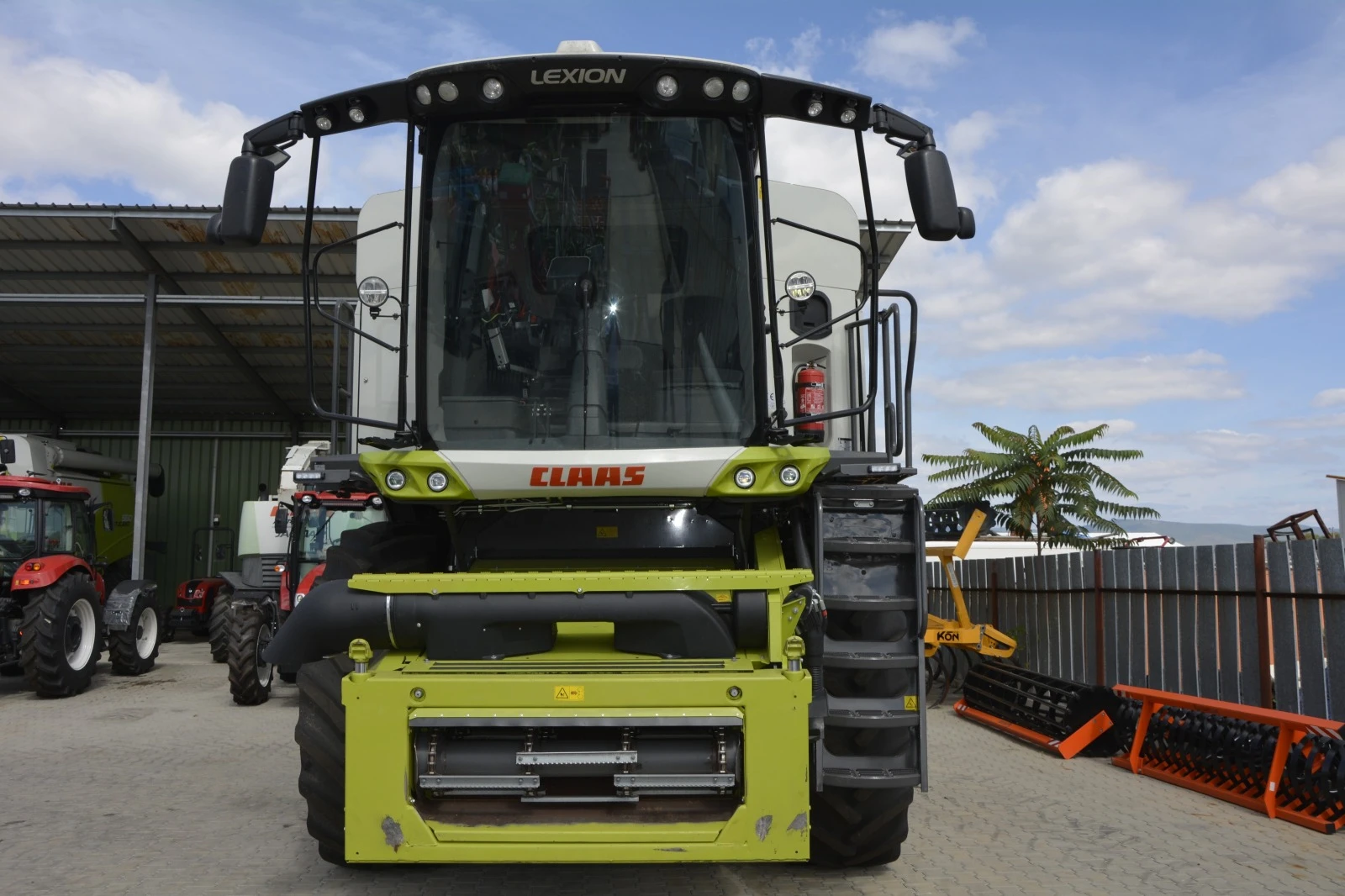 Комбайн Claas LEXION 5300 - изображение 2