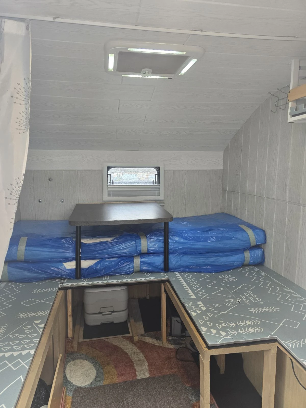 Кемпер CA-MO-CAR ABI 320 Kabin, снимка 11 - Каравани и кемпери - 54086106