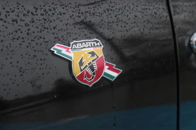 Fiat 500 Abarth 1.4TURBO 160Hp * АВТОМАТ* ЛИЗИНГ* БАРТЕР, снимка 8