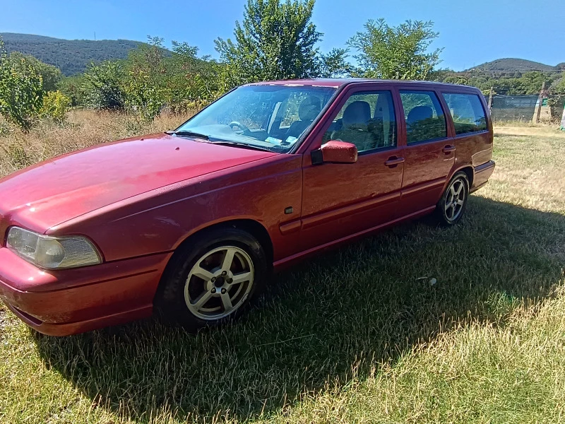 Volvo V70, снимка 3 - Автомобили и джипове - 47566793