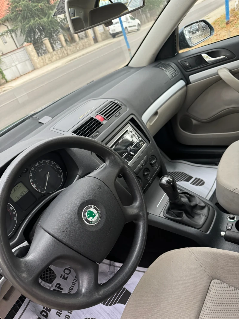 Skoda Octavia 1.4 BENZIN AUSTRIA, снимка 14 - Автомобили и джипове - 47491838