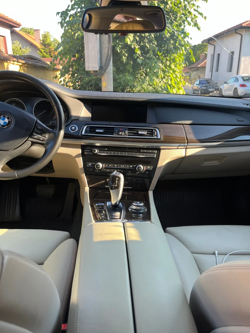 BMW 740, снимка 7 - Автомобили и джипове - 48160799