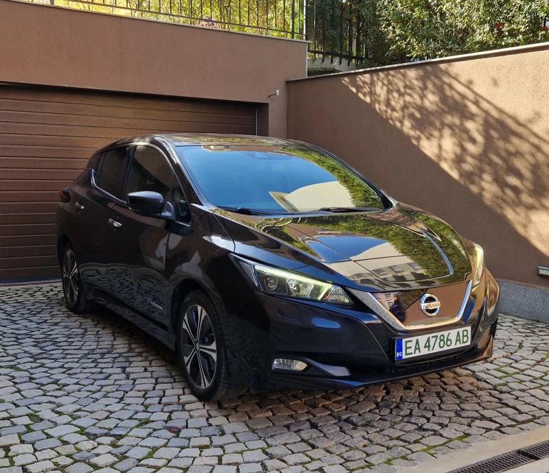 Nissan Leaf  N Connecta/360* /Внос Германия, снимка 1 - Автомобили и джипове - 48009936