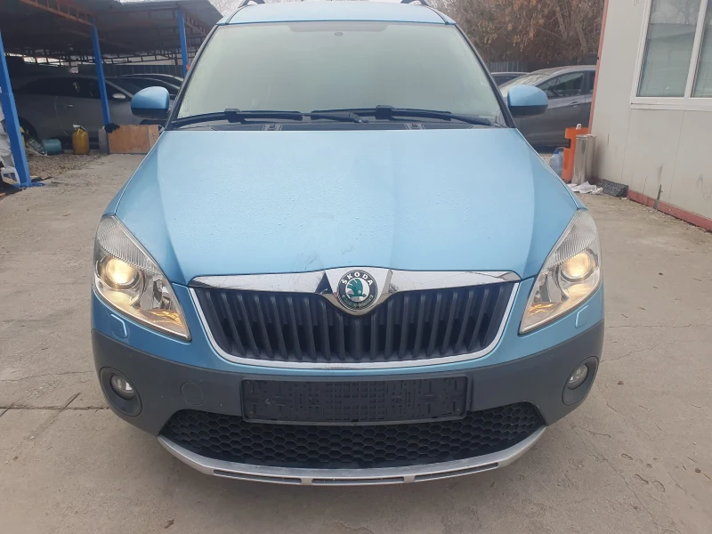 Skoda Roomster 1.2  SKAUT AUT NAVI KAMERA EURO 5, снимка 7 - Автомобили и джипове - 48406459