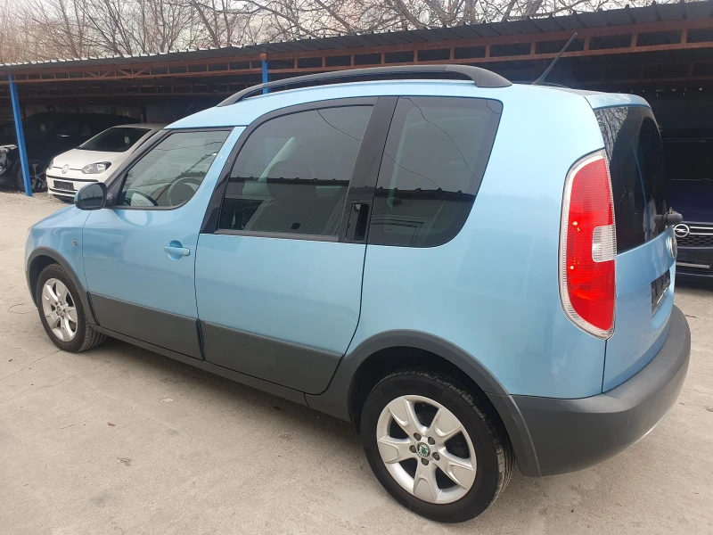 Skoda Roomster 1.2  SKAUT AUT NAVI KAMERA EURO 5, снимка 6 - Автомобили и джипове - 48406459