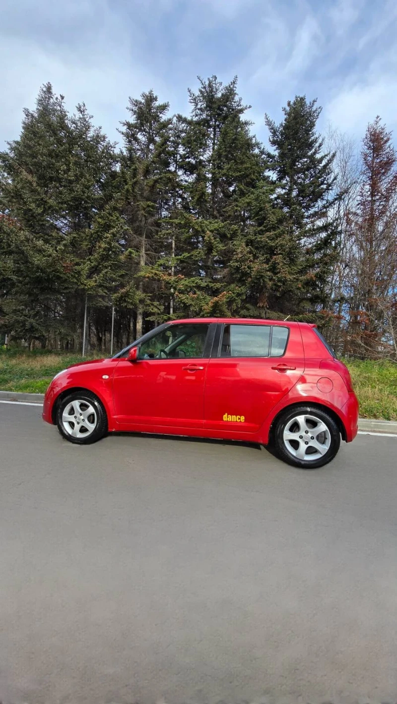 Suzuki Swift, снимка 5 - Автомобили и джипове - 48638334