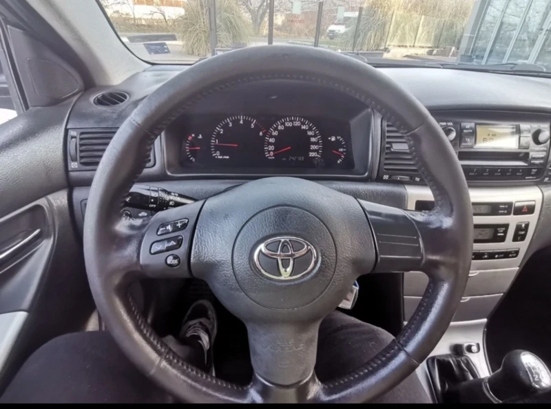 Toyota Corolla, снимка 11 - Автомобили и джипове - 49589092