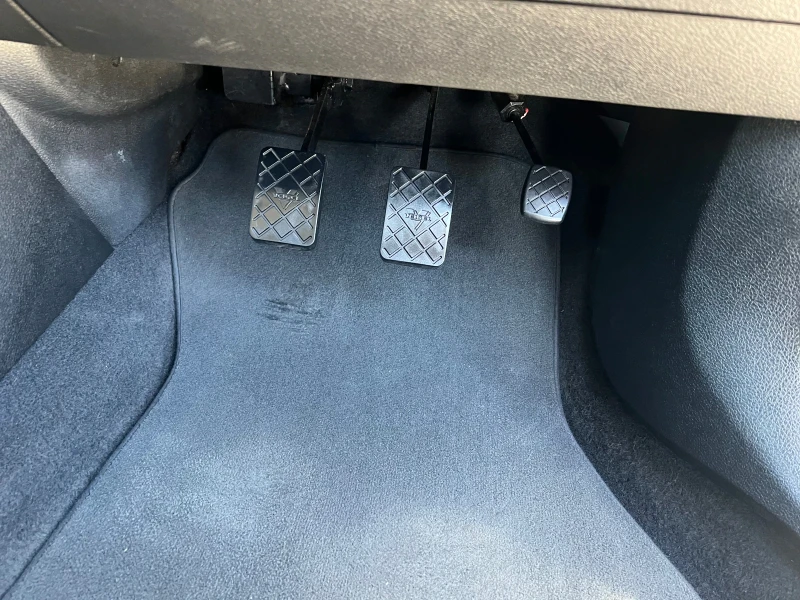 BMW 2 Active Tourer 218D, снимка 12 - Автомобили и джипове - 50361315