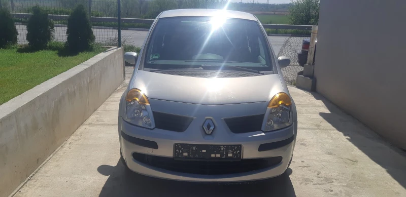 Renault Modus 1.6 Автоматик Бензин 109 кс, снимка 2 - Автомобили и джипове - 52566647