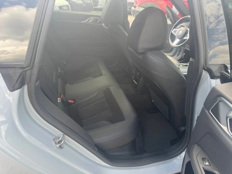 BMW i4 eDrive40 M-SPORT ГАРАНЦИЯ, снимка 12 - Автомобили и джипове - 52533883