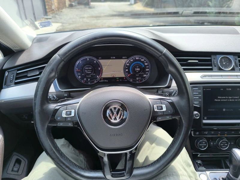 VW Passat Variant B8, снимка 12 - Автомобили и джипове - 51435332