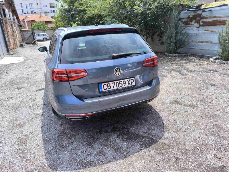 VW Passat Variant B8, снимка 4 - Автомобили и джипове - 51435332